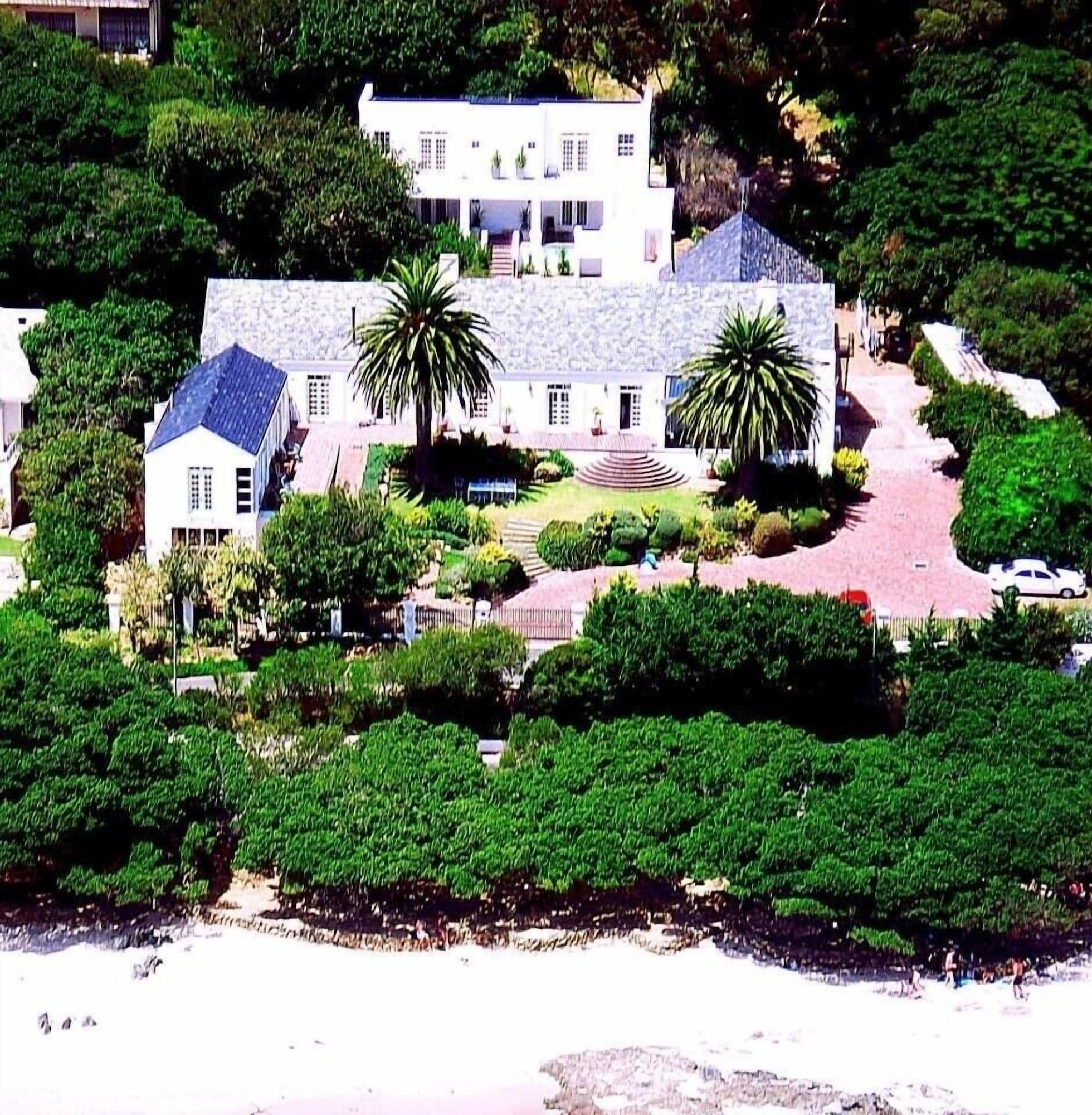 Manor On The Bay Hotel Gordons Bay Exterior photo